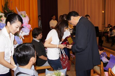 201206271090.jpg