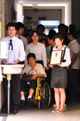 201206273052.jpg