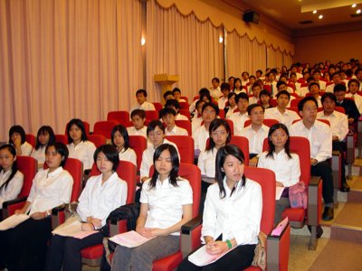 20041223008.jpg