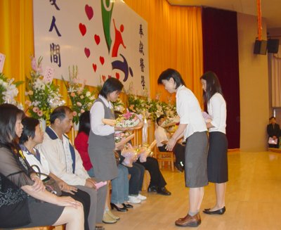 20041223050.jpg