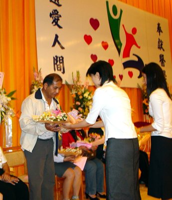 20041223051.jpg