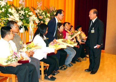 20041223071.jpg