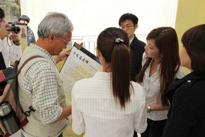 20110218066.jpg